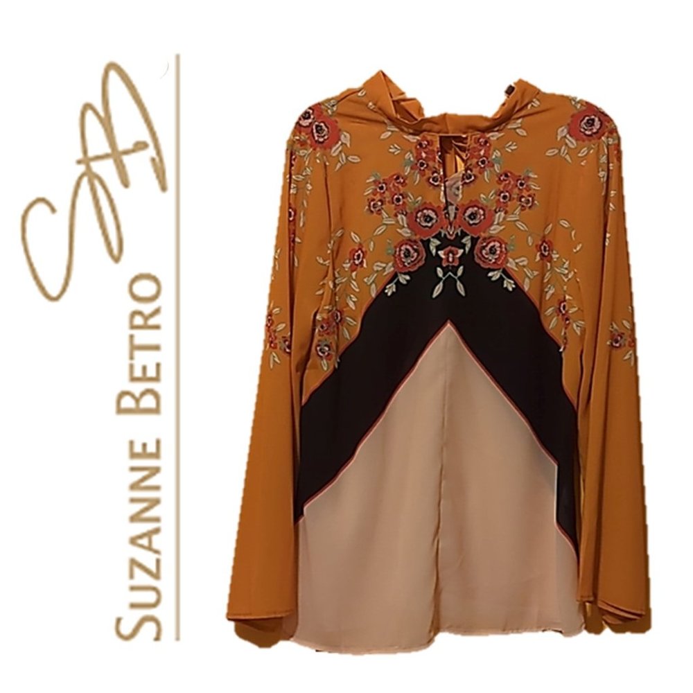 SUSAN BETRO FLORAL PRINT TOP